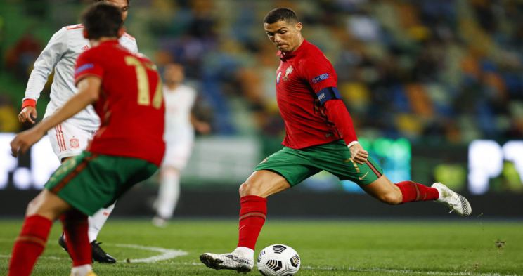 西尔波内罗vs科尔特斯直播_西尔波内罗vs科尔特斯直播赛事直播平台_免费西尔波内罗vs科尔特斯直播赛事观看-24直播